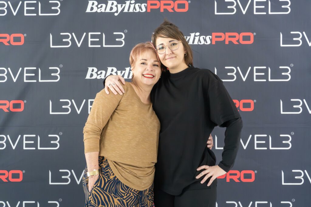 Lize and Denise Cilliers at a BaByliss PRO and L3VEL3 industry event