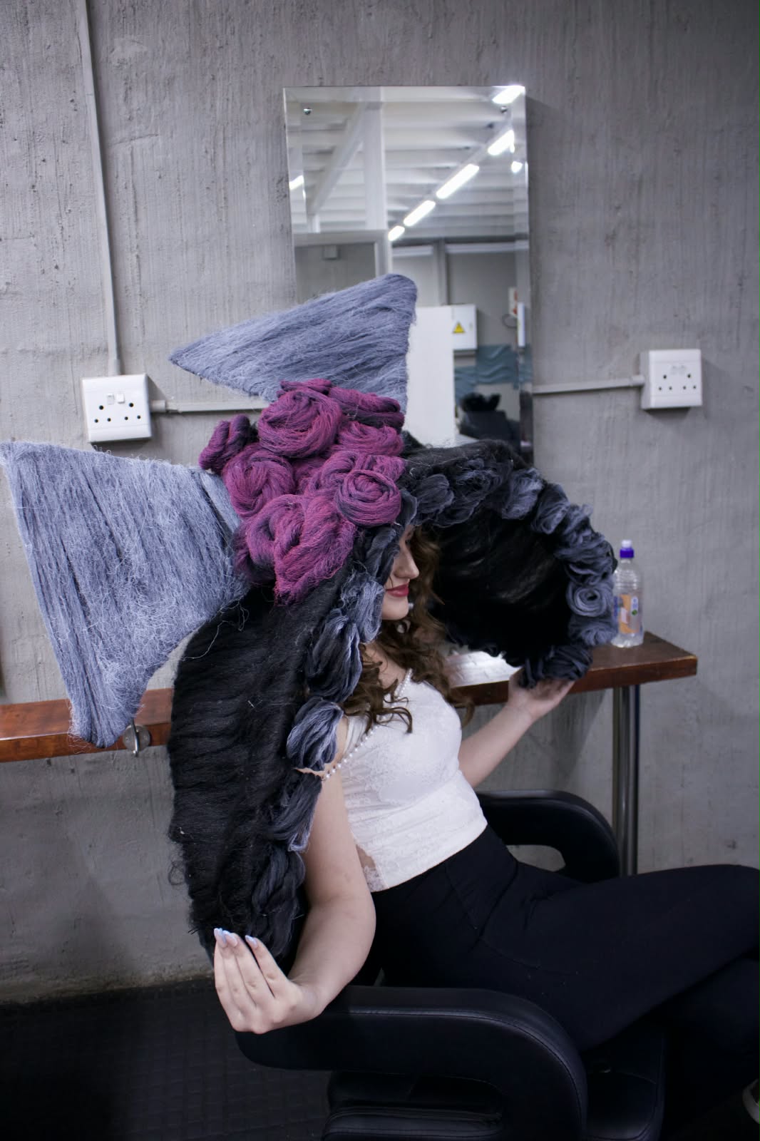 Student at the 2025 La Louve Hair Show